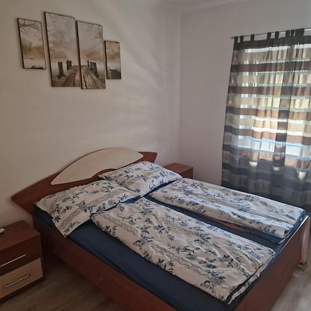 Villa Rajmund Vendeghaz Balatonkeresztúr Habitación foto
